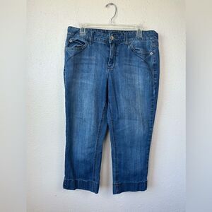 EUC DKNY Jeans Women’s Capris